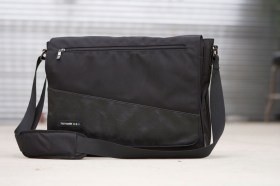 messenger-bag-black