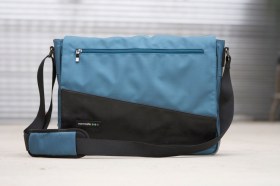 messenger-bag-peacock